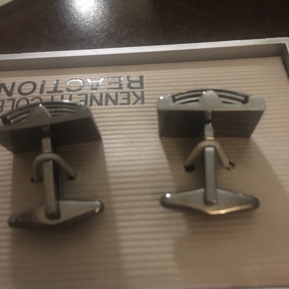 SOLD. Kenneth Cole pewter cuff links - Picture 4 of 6